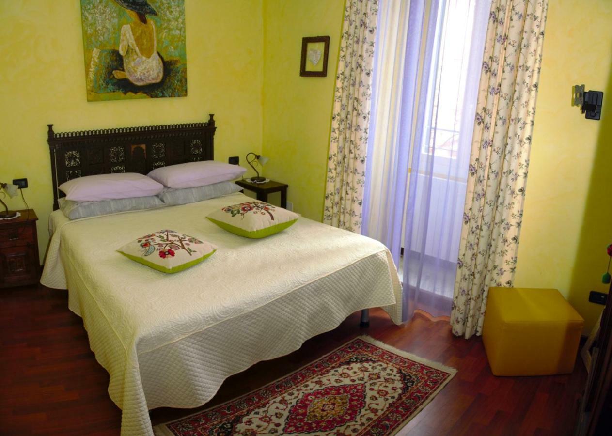 Ferienwohnung Ciassa Noeva Pieve di Teco Exterior foto